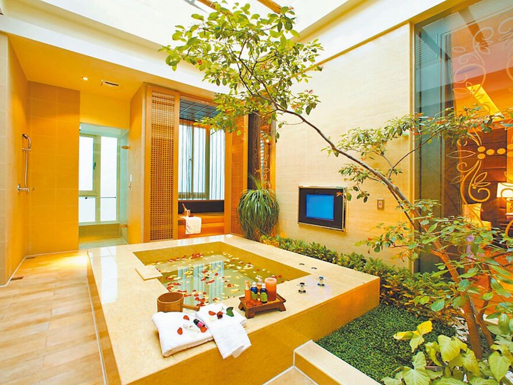 彰化桂冠精品旅館驚豔開箱 「會呼吸的房間」備受歡迎 網紅誇享受星級服務